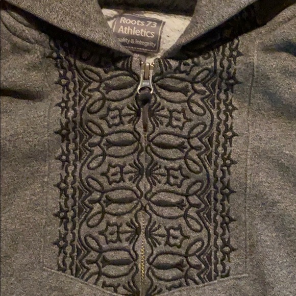 Roots athletic sweater - Picture 2 of 9